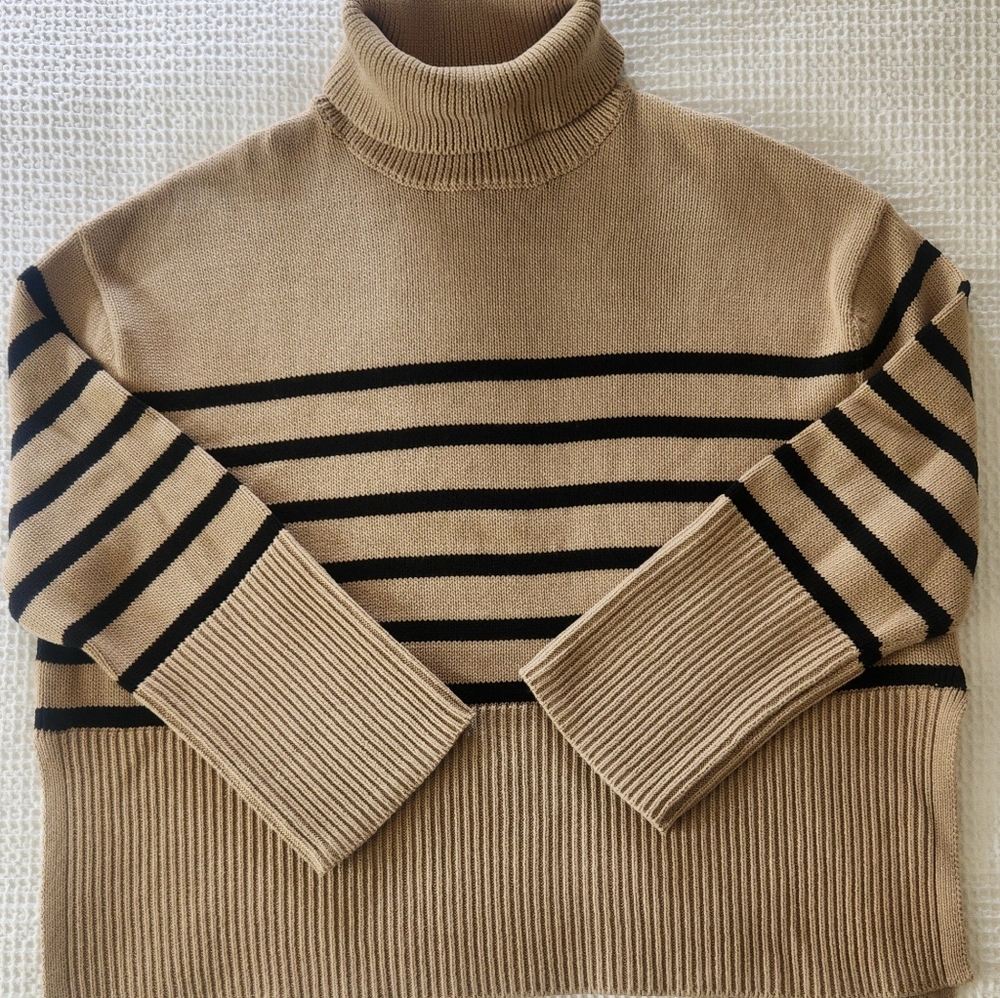 Gap Cotton tan and black stripe sweater. Size Small.